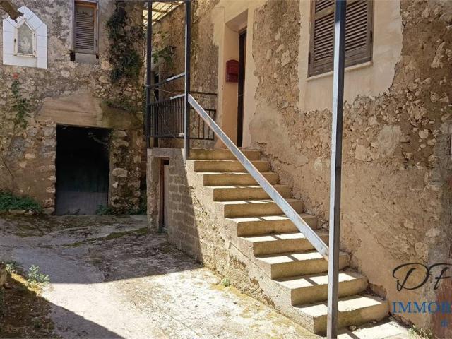 Appartamento in vendita a Sant'agata De' Goti, Campania