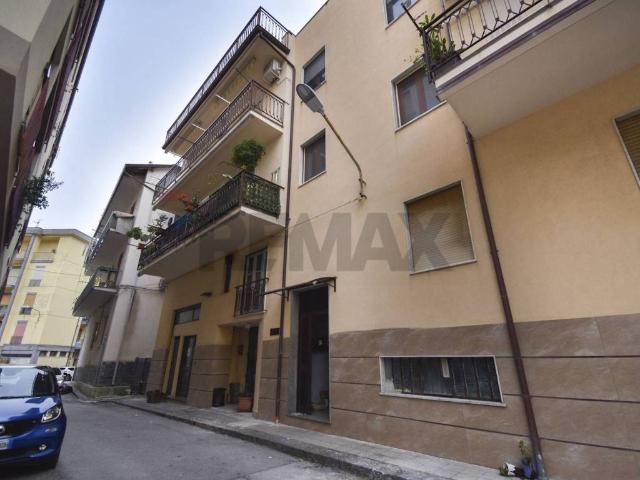 Appartamento in vendita a Minà, Sant'agata Di Militello