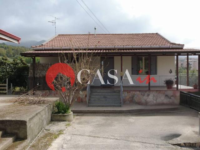 Appartamento in vendita a Minà, Sant'agata Di Militello