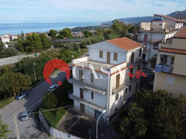 Appartamento in vendita a Minà, Sant'agata Di Militello