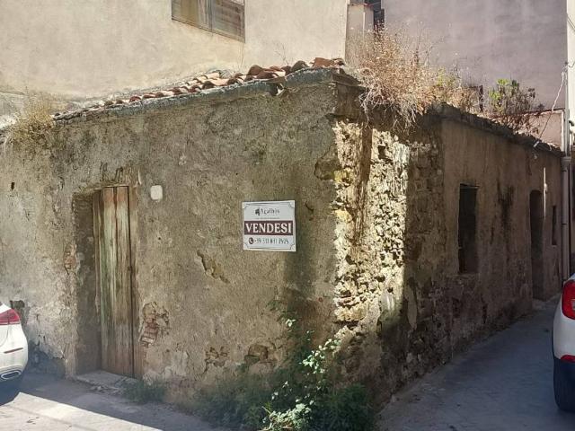 Appartamento in vendita a Minà, Sant'agata Di Militello