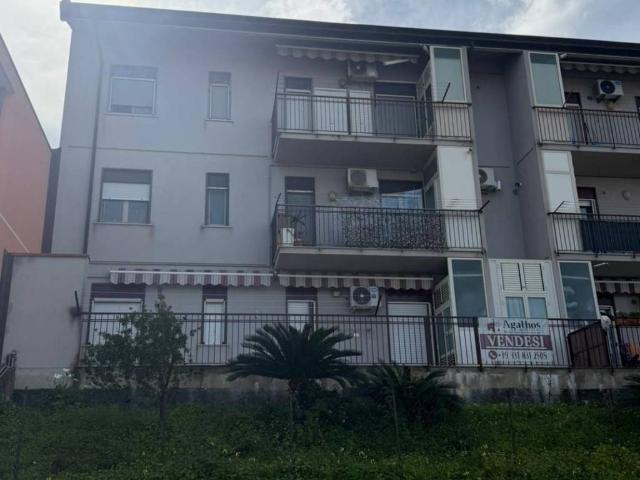 Appartamento in vendita a Minà, Sant'agata Di Militello