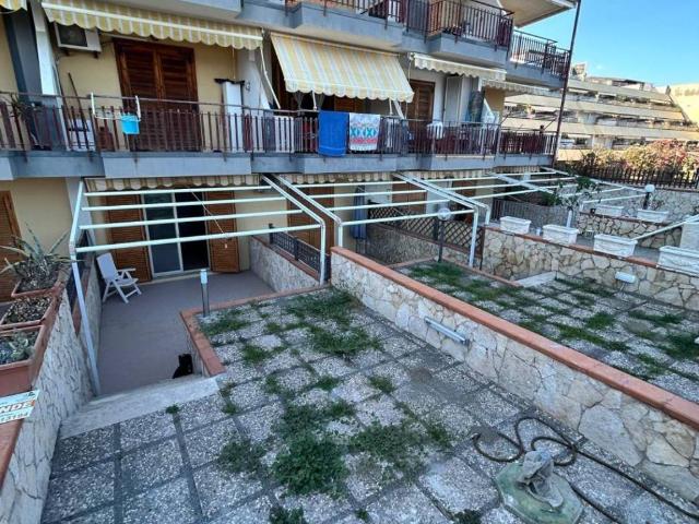 Appartamento in vendita a Sant'Alessio Village, Sant'alessio Siculo
