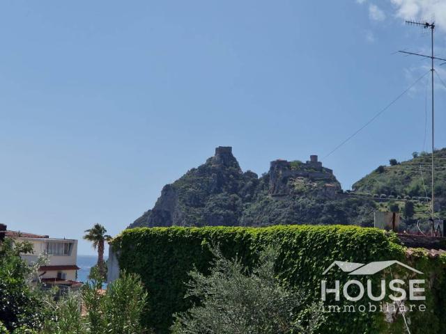 Appartamento in vendita a Sant'Alessio Village, Sant'alessio Siculo