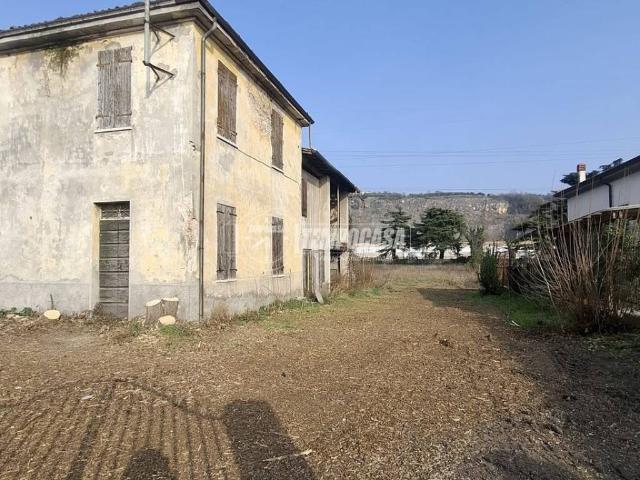 Appartamento in vendita a Domegliara, Sant'ambrogio Di