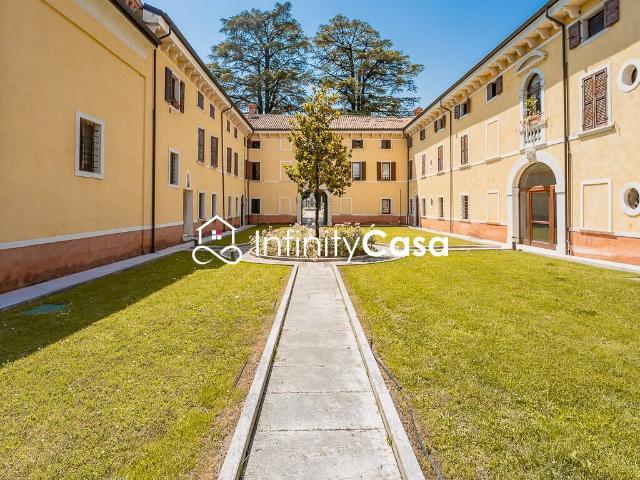Appartamento in vendita a Sant'ambrogio Di, Veneto