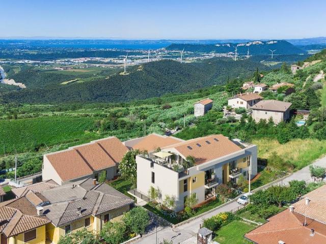 Appartamento in vendita a Monte, Sant'ambrogio Di
