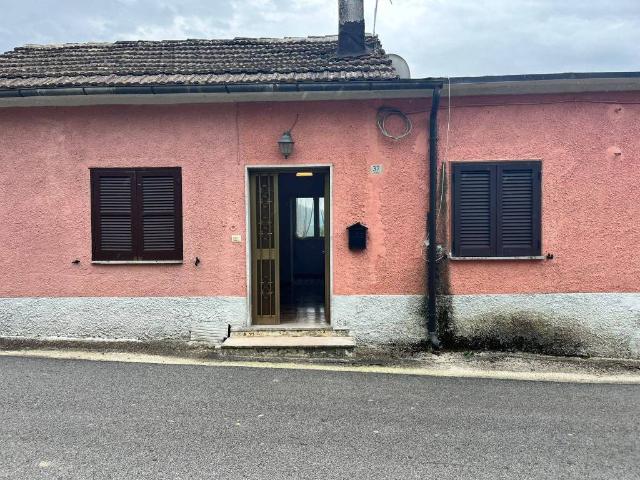 Appartamento in vendita a Sant'ambrogio Sul, Lazio