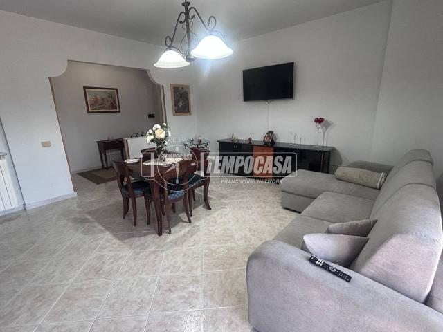 Appartamento in vendita a Sant'anastasia, Campania