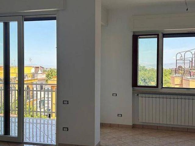 Appartamento in vendita a Sant'anastasia, Campania