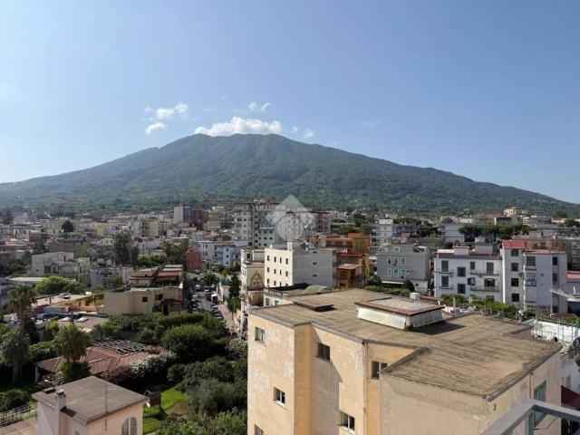 Appartamento in vendita a Sant'anastasia, Campania