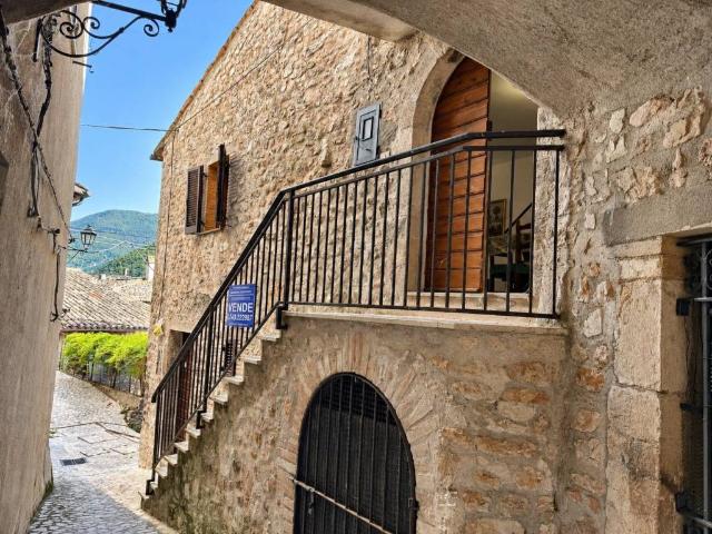 Appartamento in vendita a Castel San Felice, Sant'Anatolia di Narco