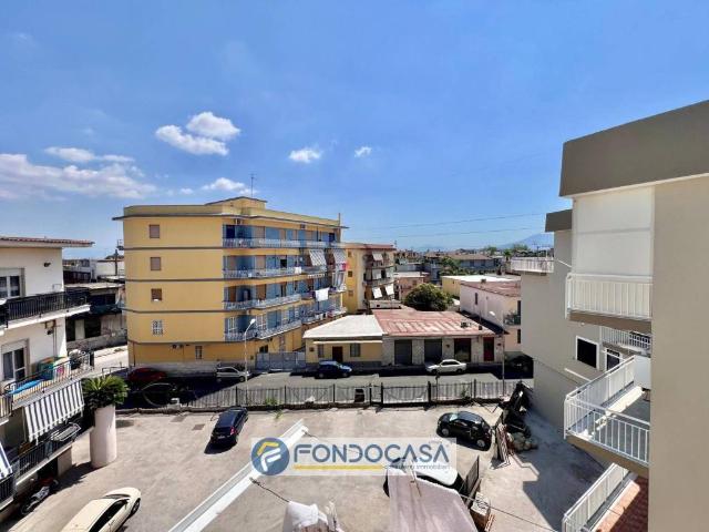 Appartamento in vendita a Sant'Antimo, Napoli