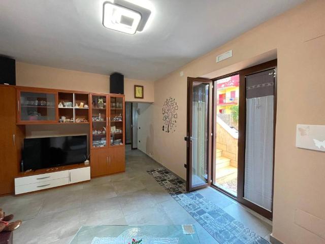Appartamento in vendita a Sant'antimo, Campania