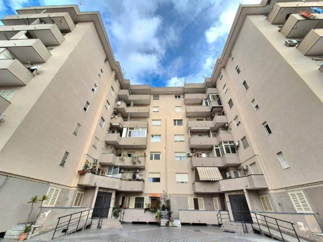 Appartamento in vendita a Sant'antimo, Campania