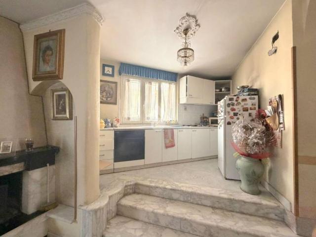 Appartamento in vendita a Sant'Antimo, Napoli
