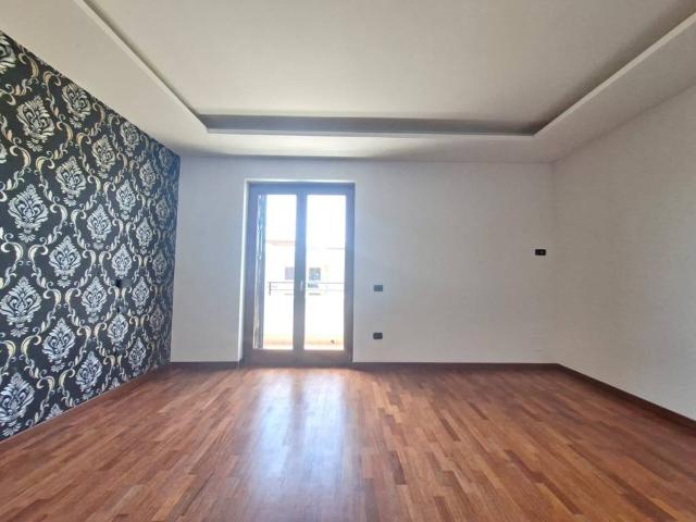 Appartamento in vendita a Sant'antimo, Campania