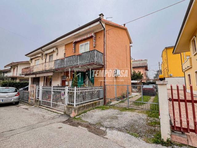 Appartamento in vendita a Unione di comuni Valmarecchia, Santarcangelo Di