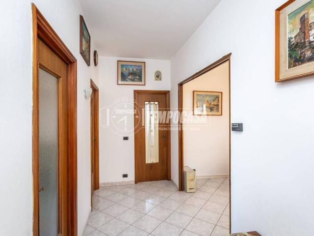 Appartamento in vendita a Santena, Torino