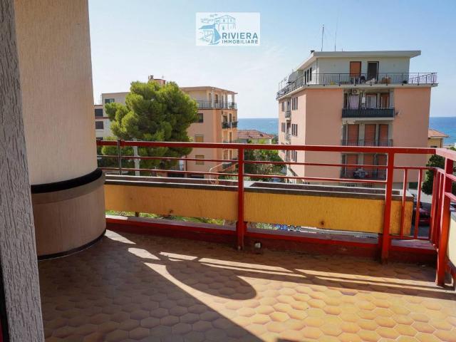 Appartamento in vendita a Santo Stefano Al Mare, Liguria