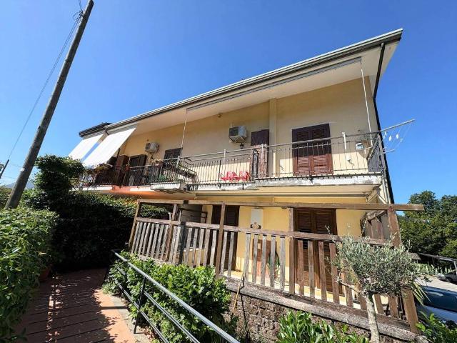Appartamento in vendita a Santo Stefano Del Sole, Campania