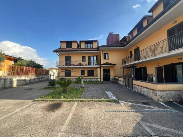 Appartamento in vendita a Santo Stefano Del Sole, Campania