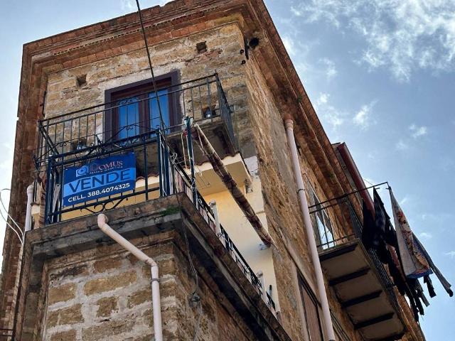 Appartamento in vendita a Santo Stefano Di Camastra, Sicilia