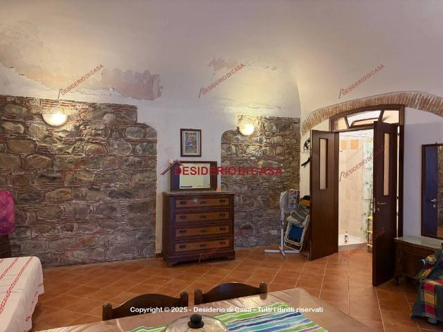 Appartamento in vendita a Santo Stefano Di Camastra, Sicilia