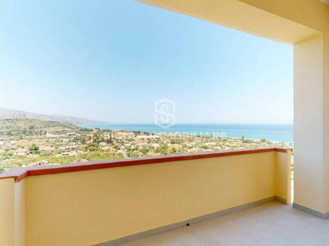 Appartamento in vendita a Santo Stefano Di Camastra, Sicilia