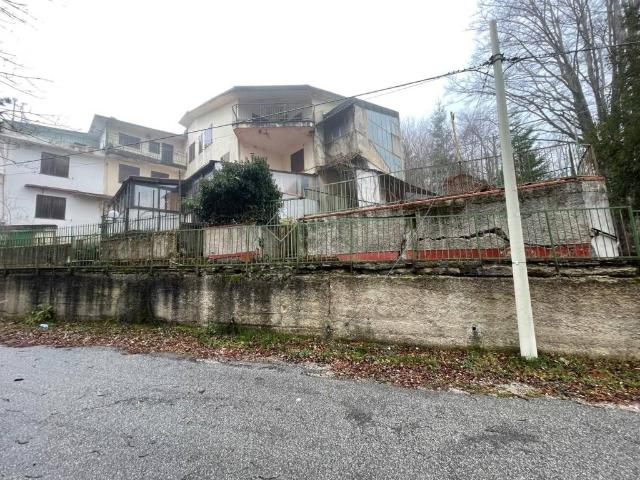 Appartamento in vendita a Gambarie, Santo Stefano in Aspromonte