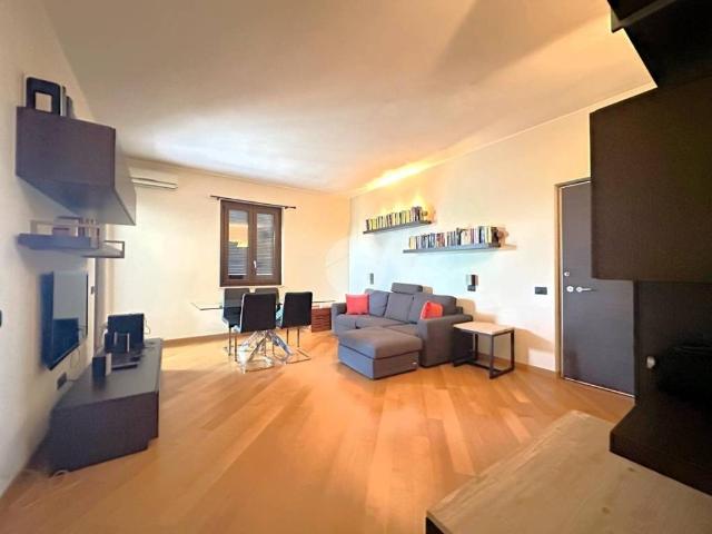 Appartamento in vendita a Santo Stefano Ticino, Lombardia