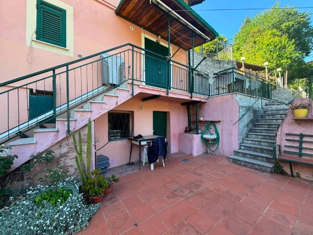 Appartamento in vendita a Sant'olcese, Liguria