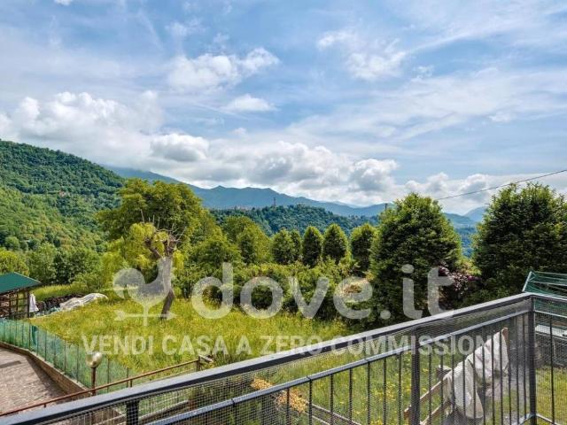 Appartamento in vendita a Sant'omobono Imagna, Lombardia