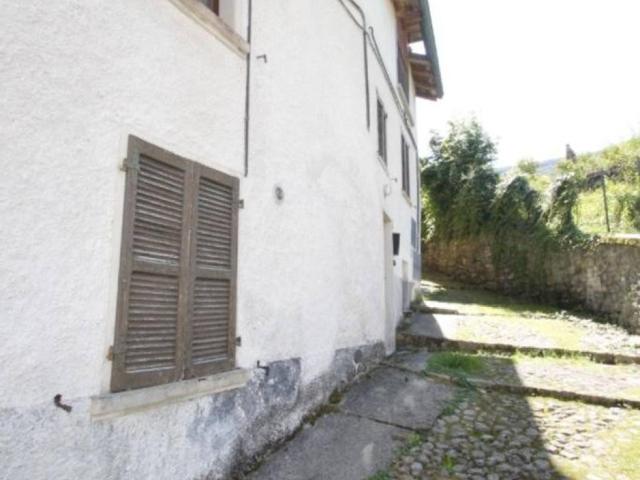 Appartamento in vendita a Cà Quadre, Sant'omobono Imagna