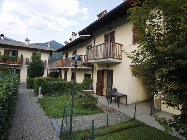 Appartamento in vendita a Sant'omobono Imagna, Lombardia