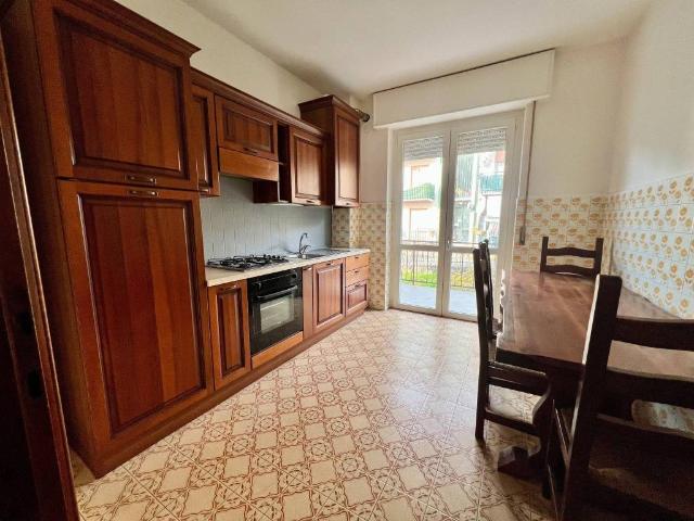 Appartamento in vendita a Sant'omobono Imagna, Lombardia