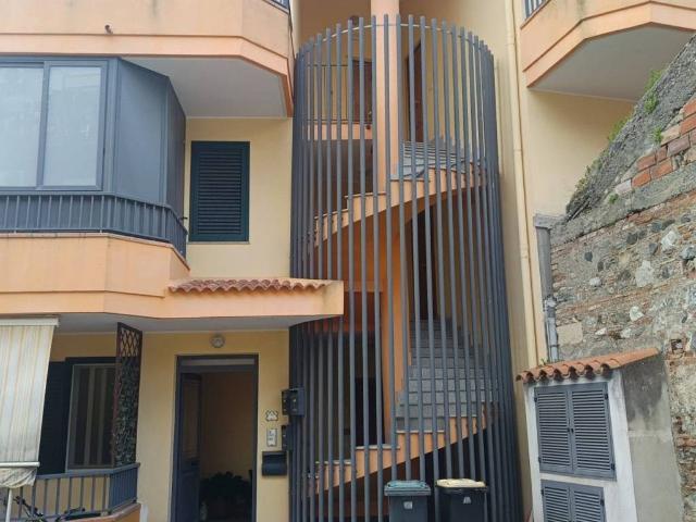 Appartamento in vendita a Saponara, Sicilia