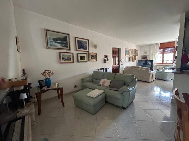 Appartamento in vendita a Sapri, Campania