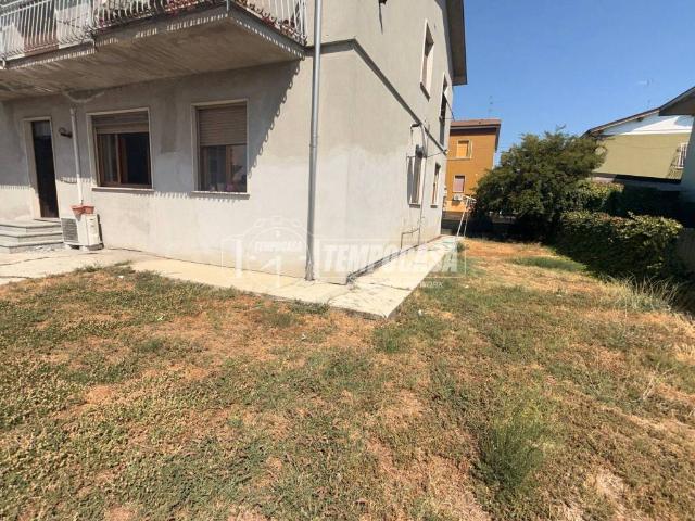 Appartamento in vendita a Sarmato, Reggio Emilia
