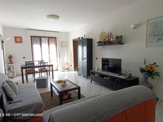 Appartamento in vendita a Morelli, Marche