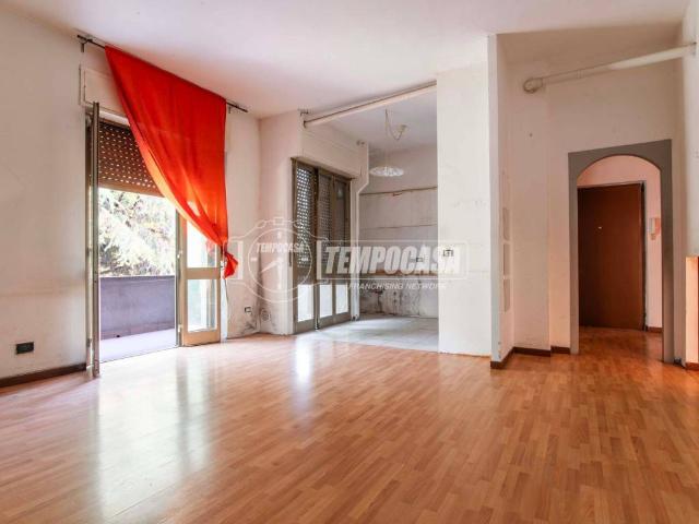 Appartamento in vendita a Volta-Prealpi, Saronno