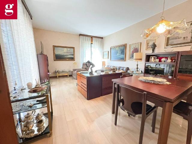 Appartamento in vendita a Santuario, Saronno