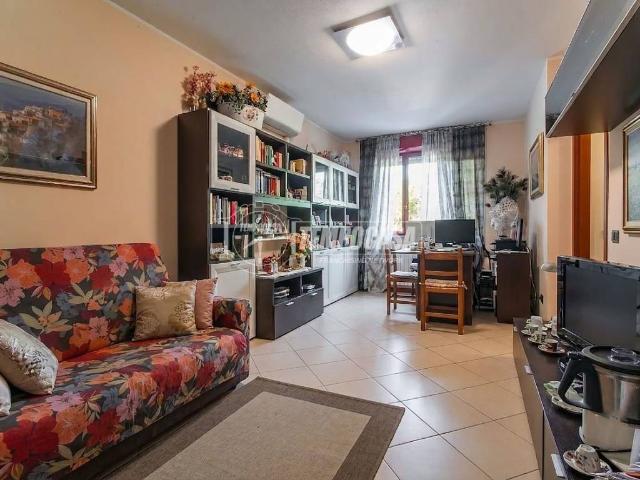Appartamento in vendita a Volta-Prealpi, Saronno
