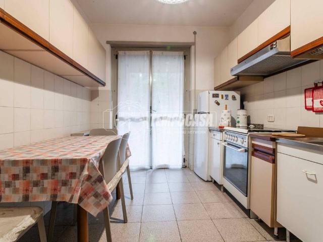 Appartamento in vendita a Volta-Prealpi, Saronno