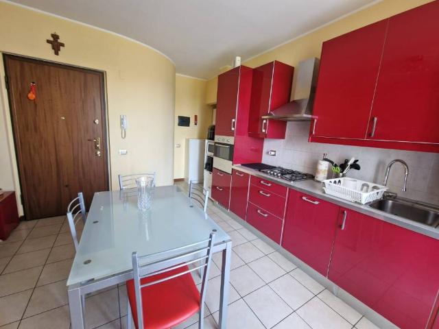 Appartamento in vendita a Campo Sportivo-Colombara, Saronno
