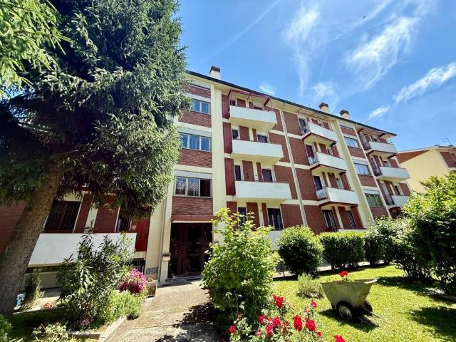 Appartamento in vendita a Volta-Prealpi, Saronno