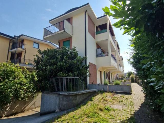 Appartamento in vendita a Campo Sportivo-Colombara, Saronno