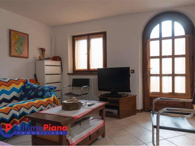 Appartamento in vendita a Sarre, Aosta