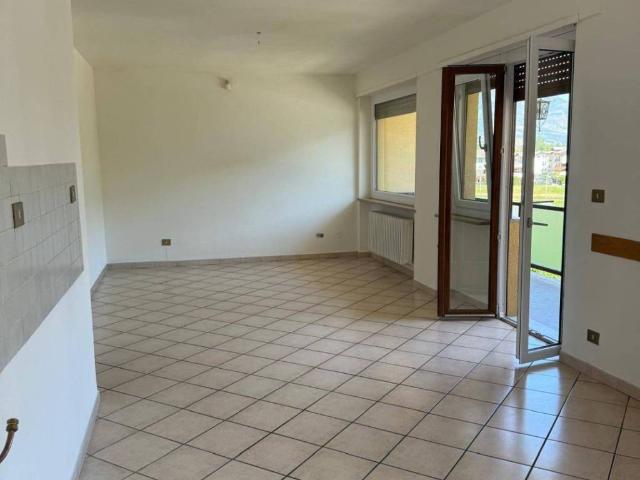 Appartamento in vendita a Sarre, Aosta