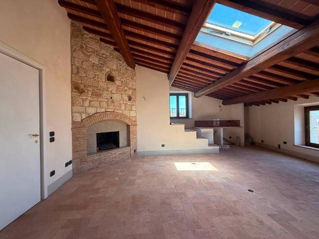 Appartamento in vendita a Sarteano, Toscana